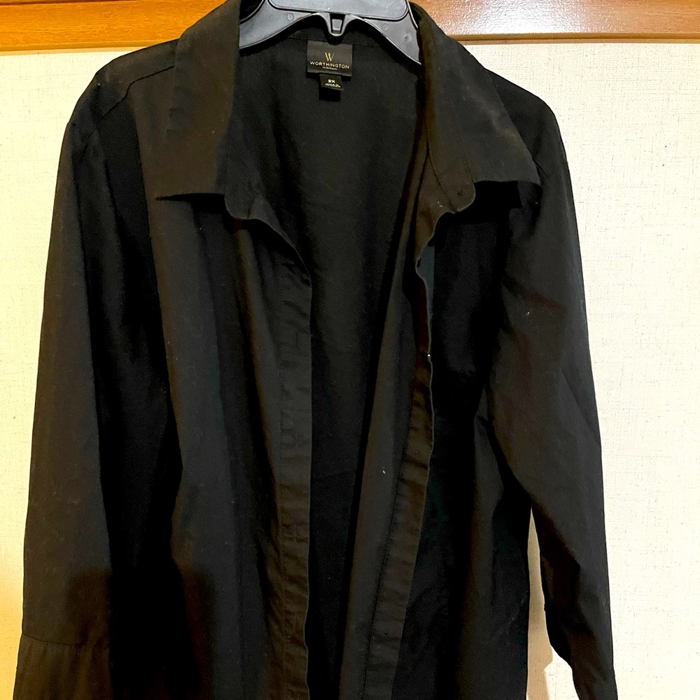 Women’s Worthington ButtonUp Blouse